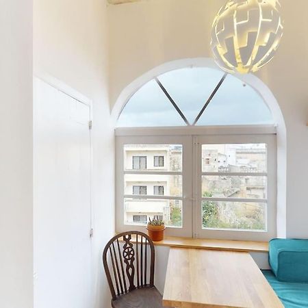 Narrow Street Suite Victoria Luaran gambar