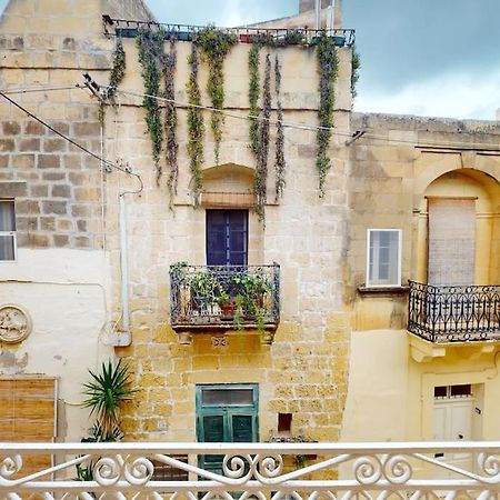Narrow Street Suite Victoria Luaran gambar