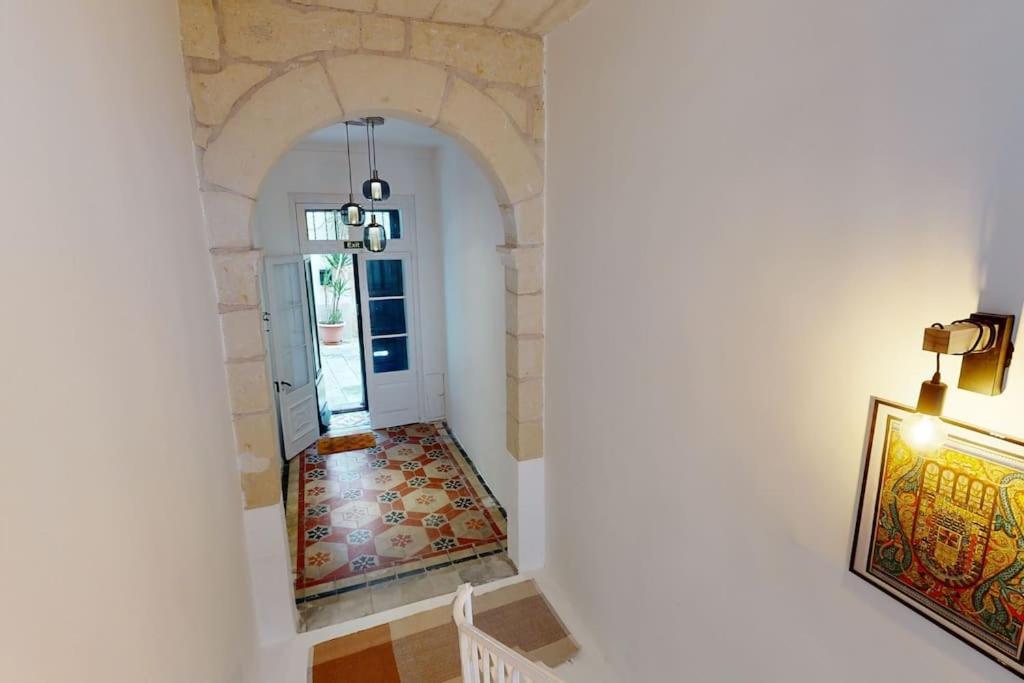 Narrow Street Suite Victoria Luaran gambar